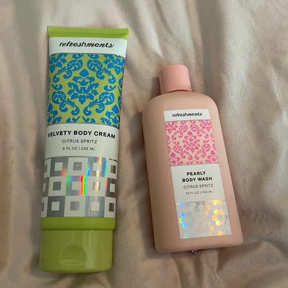 Ipsy body wash and lotion - Picture 2 of 5